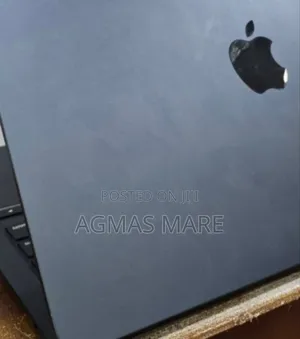 New Laptop Apple MacBook Air 2022 M2 8GB Apple M2 SSD 256GB