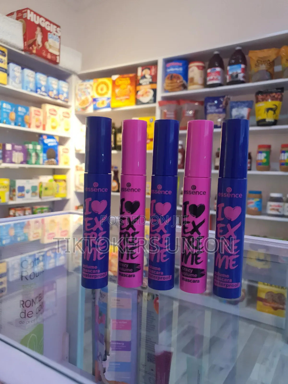 Essence I Love Extreme Mascara.