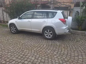 Toyota RAV4 2012 Silver