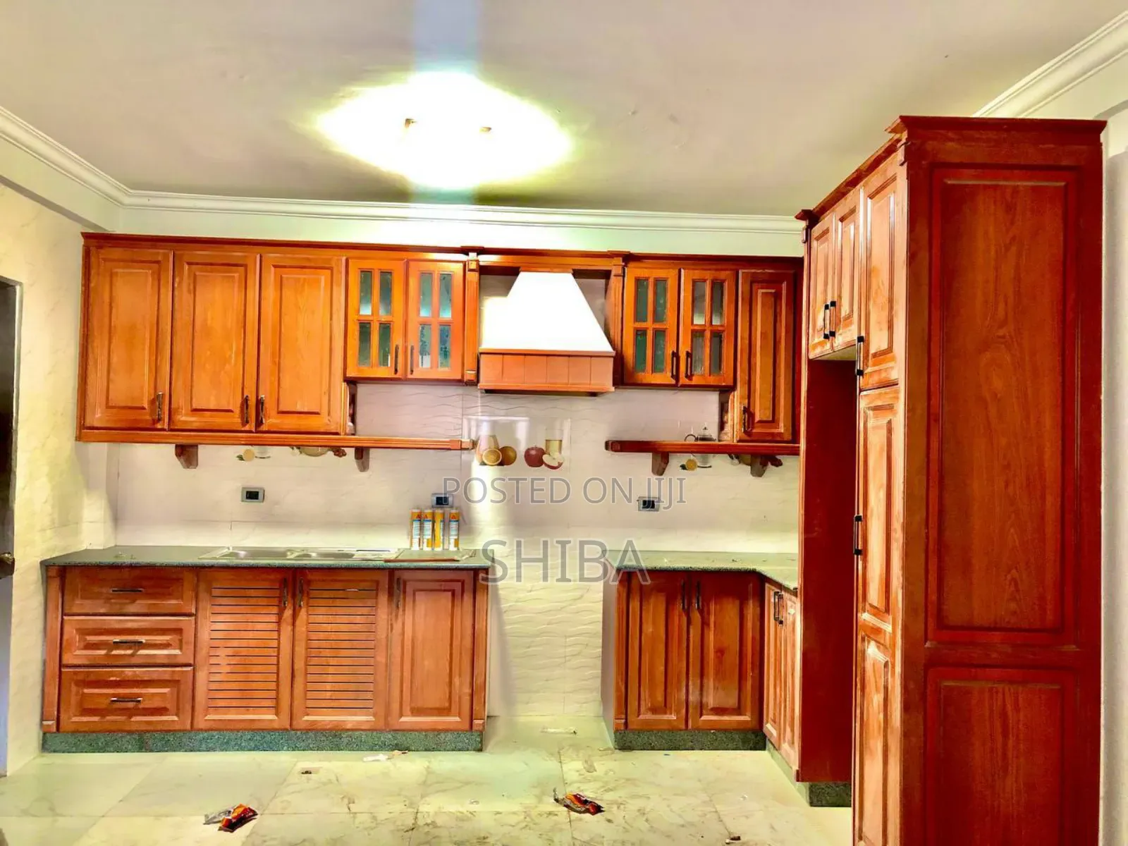 Kitchen Cabinet