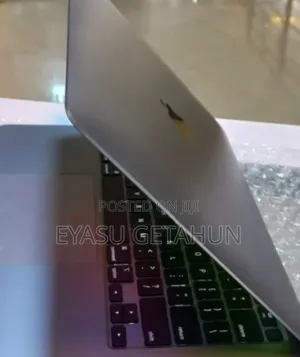 New Laptop Apple MacBook Air 2020 M1 8GB Apple M1 SSD 256GB