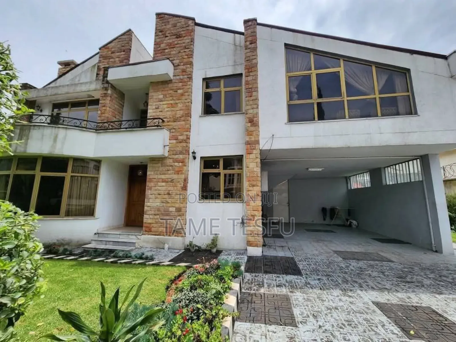 Furnished 6bdrm House in Sunshine, Yeka for sale