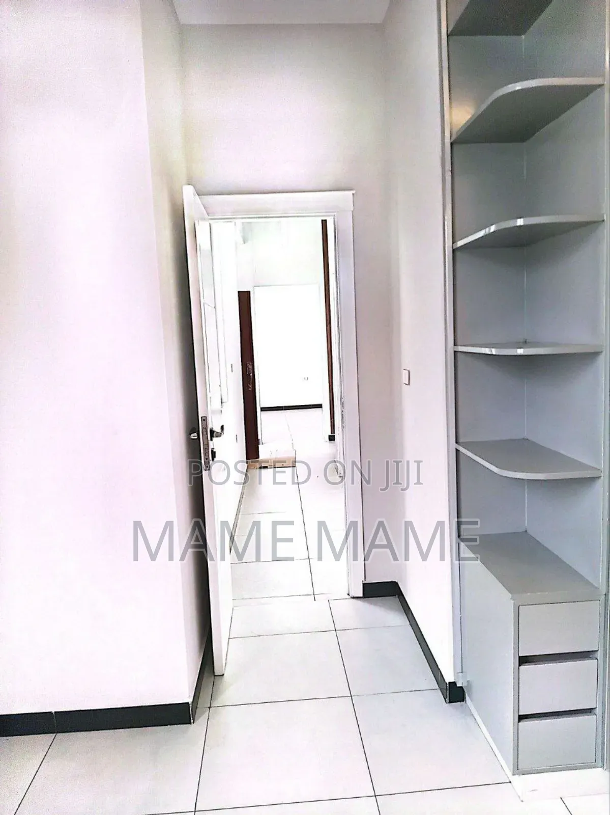 5bdrm Villa in Addis Abeba, Bole for sale