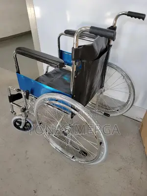 Folding Wheelchair容9wheelchair٠٠٠wheelchairزززwheelchair