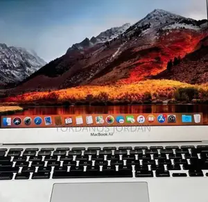 New Laptop Apple MacBook Air 2017 8GB Intel Core I7 SSD 256GB