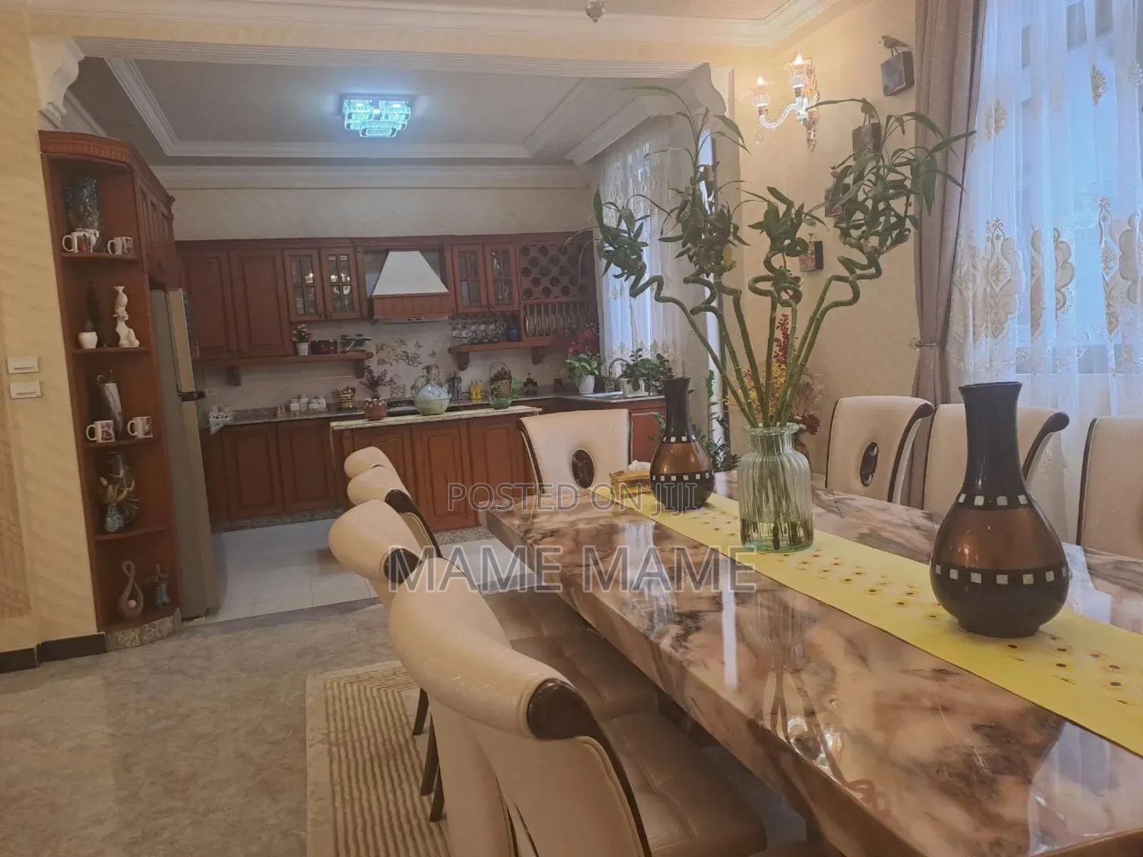 7bdrm House in Addis Abeba, Bole for sale