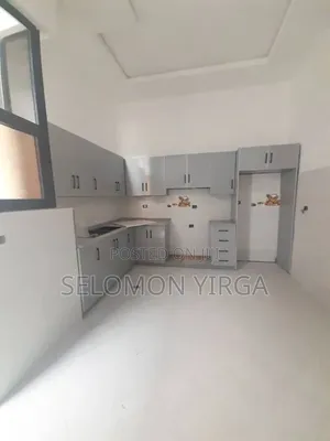 6bdrm Villa in Adis Ababa, Bole for sale