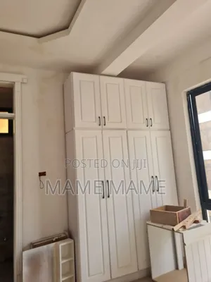 7bdrm House in Addis Abeba, Bole for sale