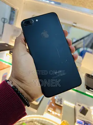 Apple iPhone 7 Plus 32 GB Black