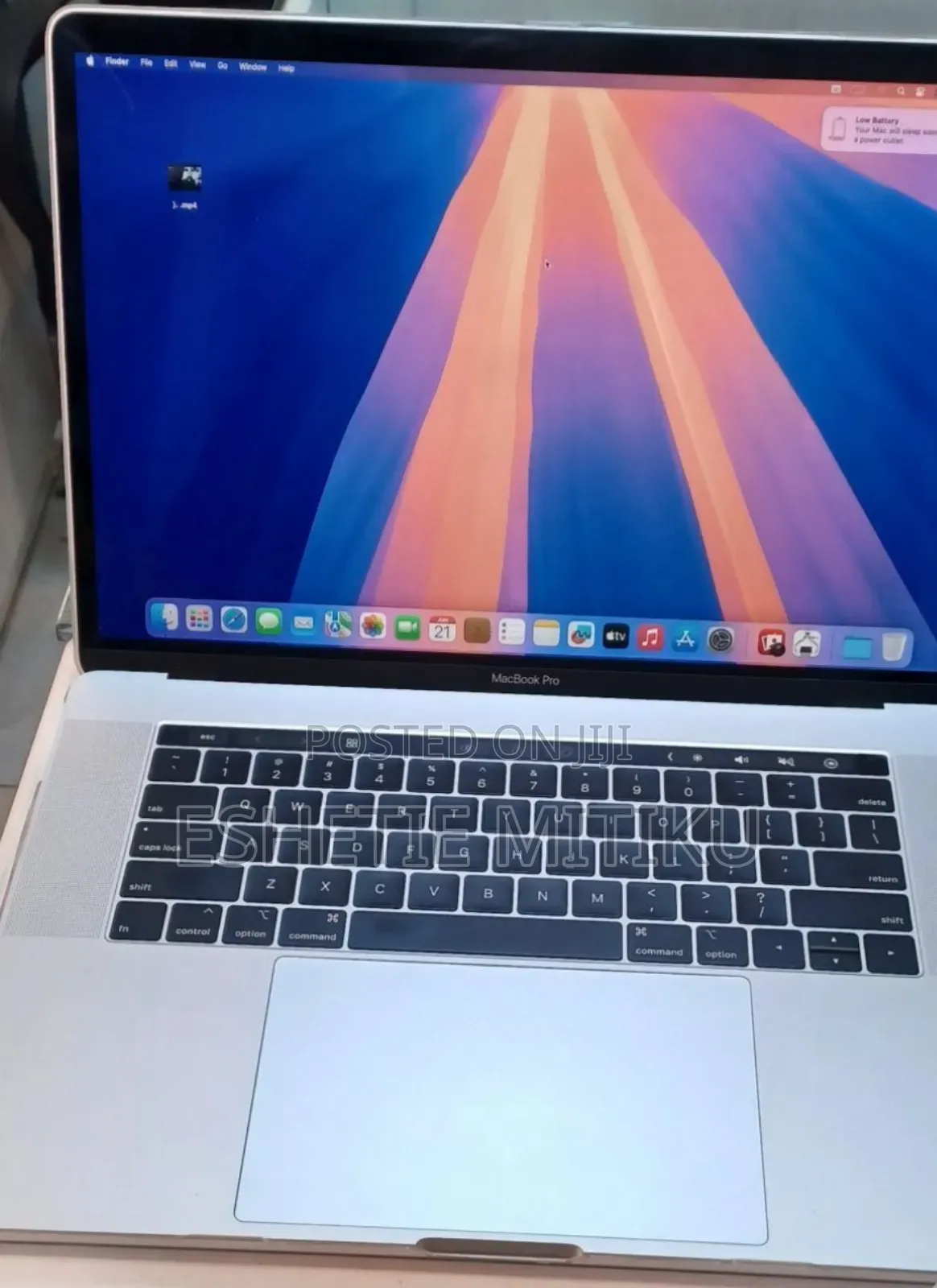 New Laptop Apple MacBook Pro 2018 32GB Intel Core I9 SSD 1T