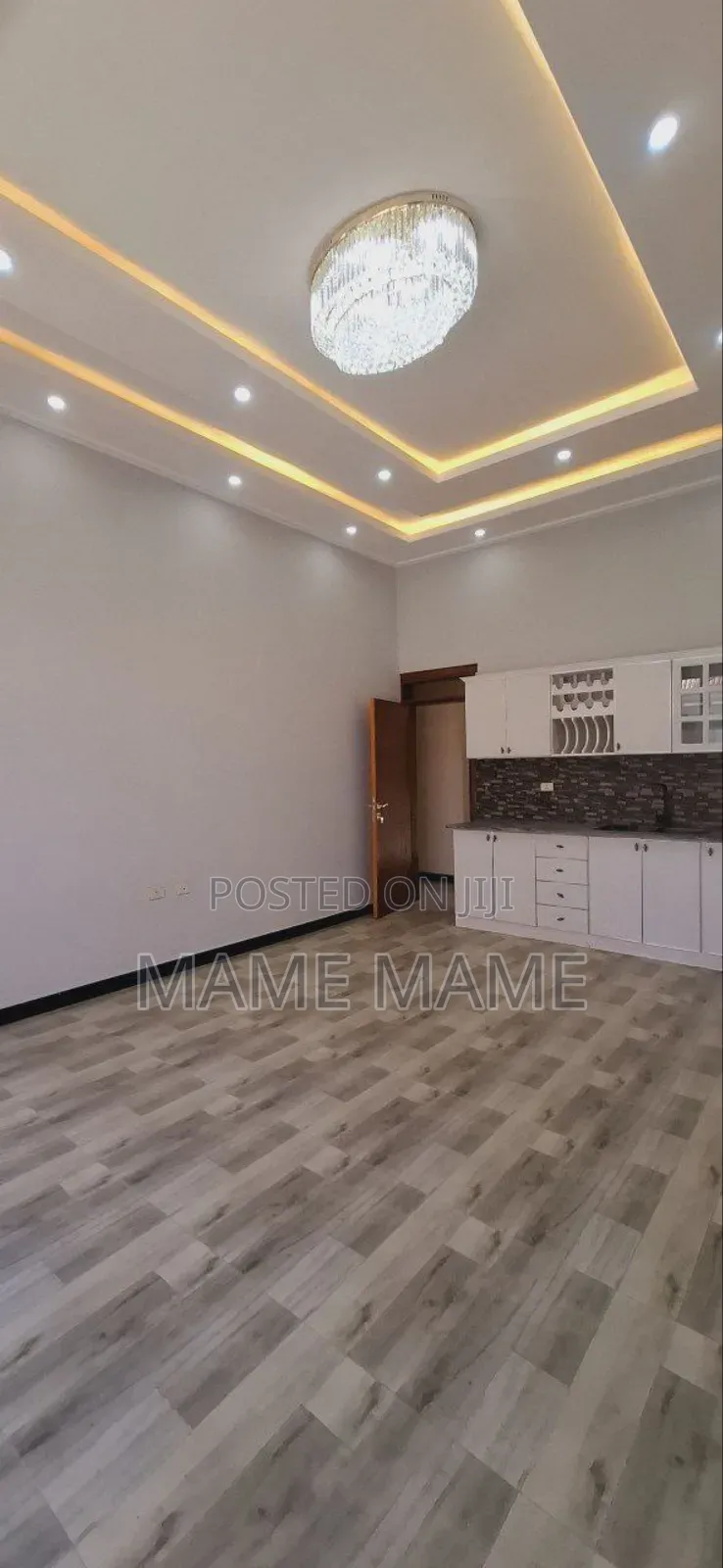 5bdrm Villa in Addis Abeba, Bole for sale