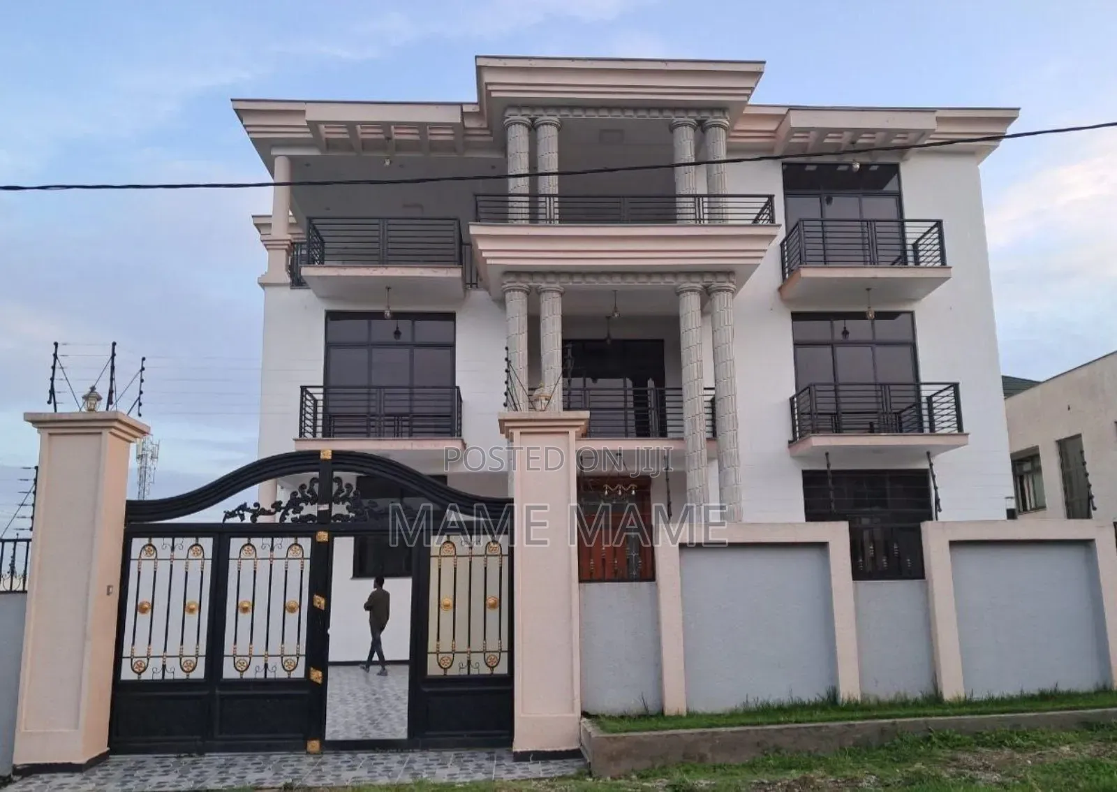 7bdrm Villa in Addis Abeba, Bole for sale