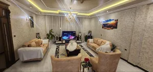 7bdrm House in Addis Abeba, Bole for sale