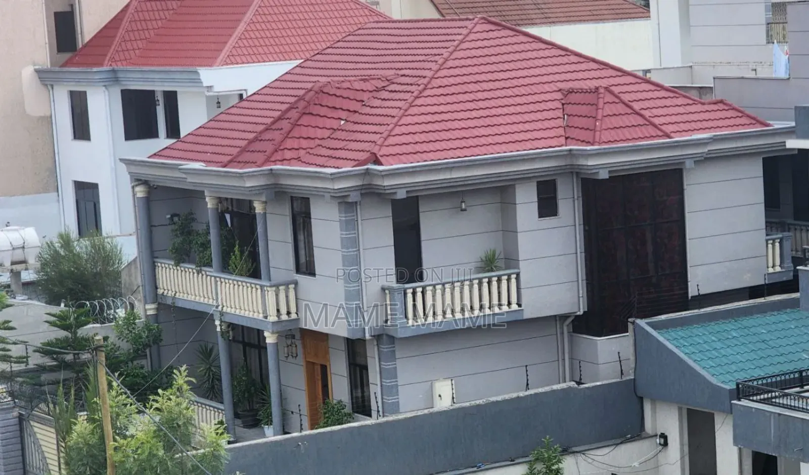 7bdrm House in Addis Abeba, Bole for sale