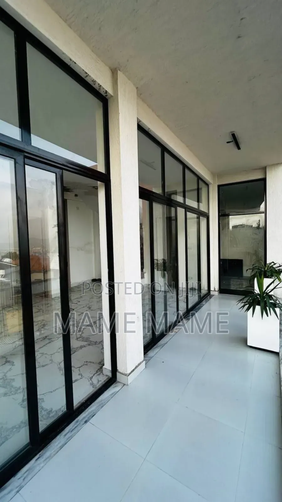 6bdrm House in Addis Abeba, Bole for sale