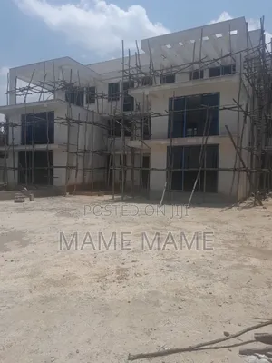 8bdrm House in Addis Abeba, Bole for sale