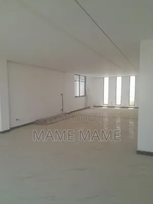 8bdrm House in Addis Abeba, Bole for sale