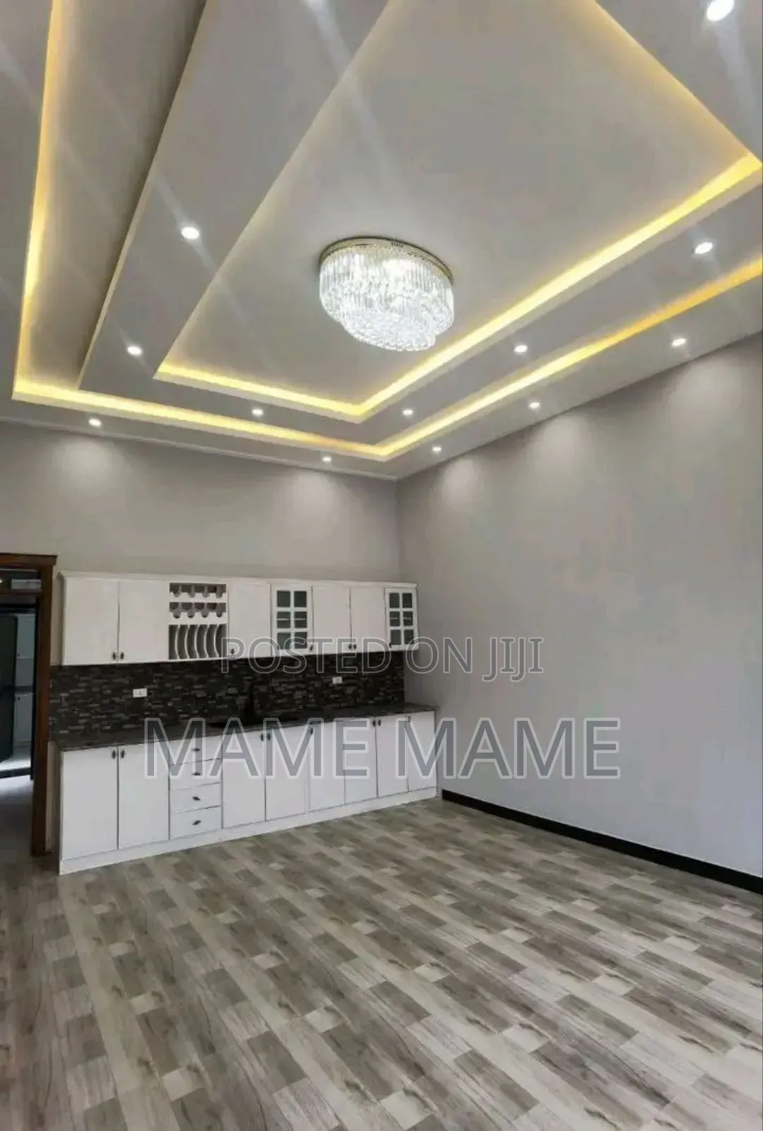 5bdrm Villa in Addis Abeba, Bole for sale