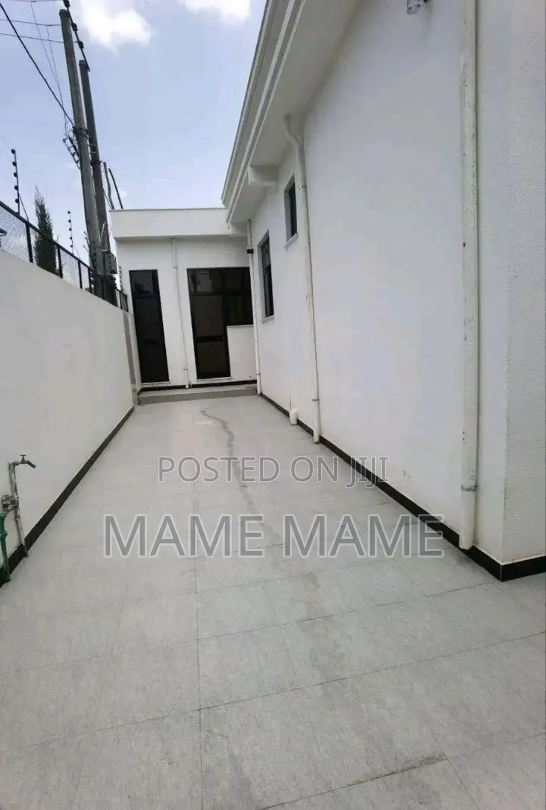 5bdrm Villa in Addis Abeba, Bole for sale