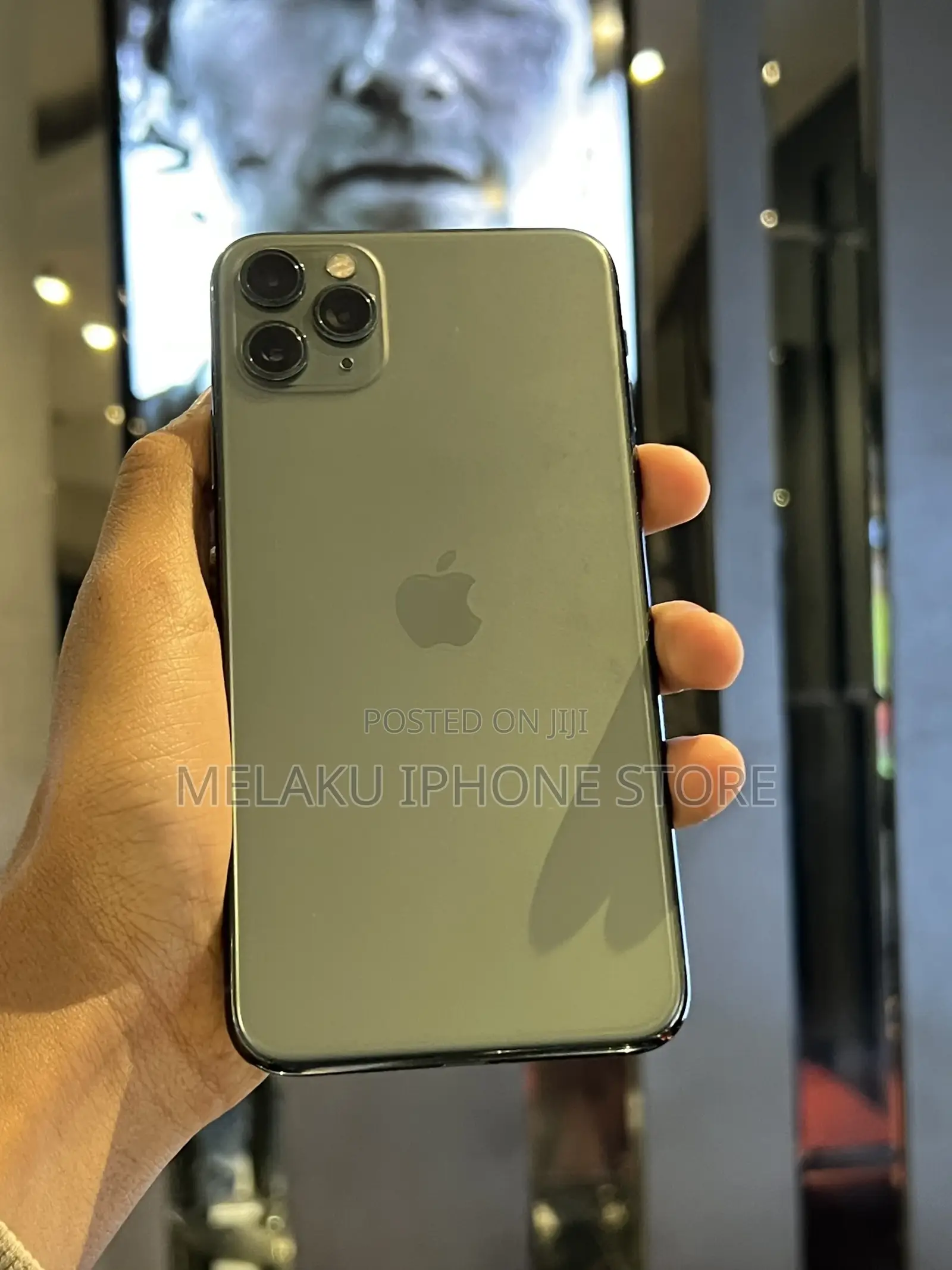 Apple iPhone 11 Pro Max 64 GB Green