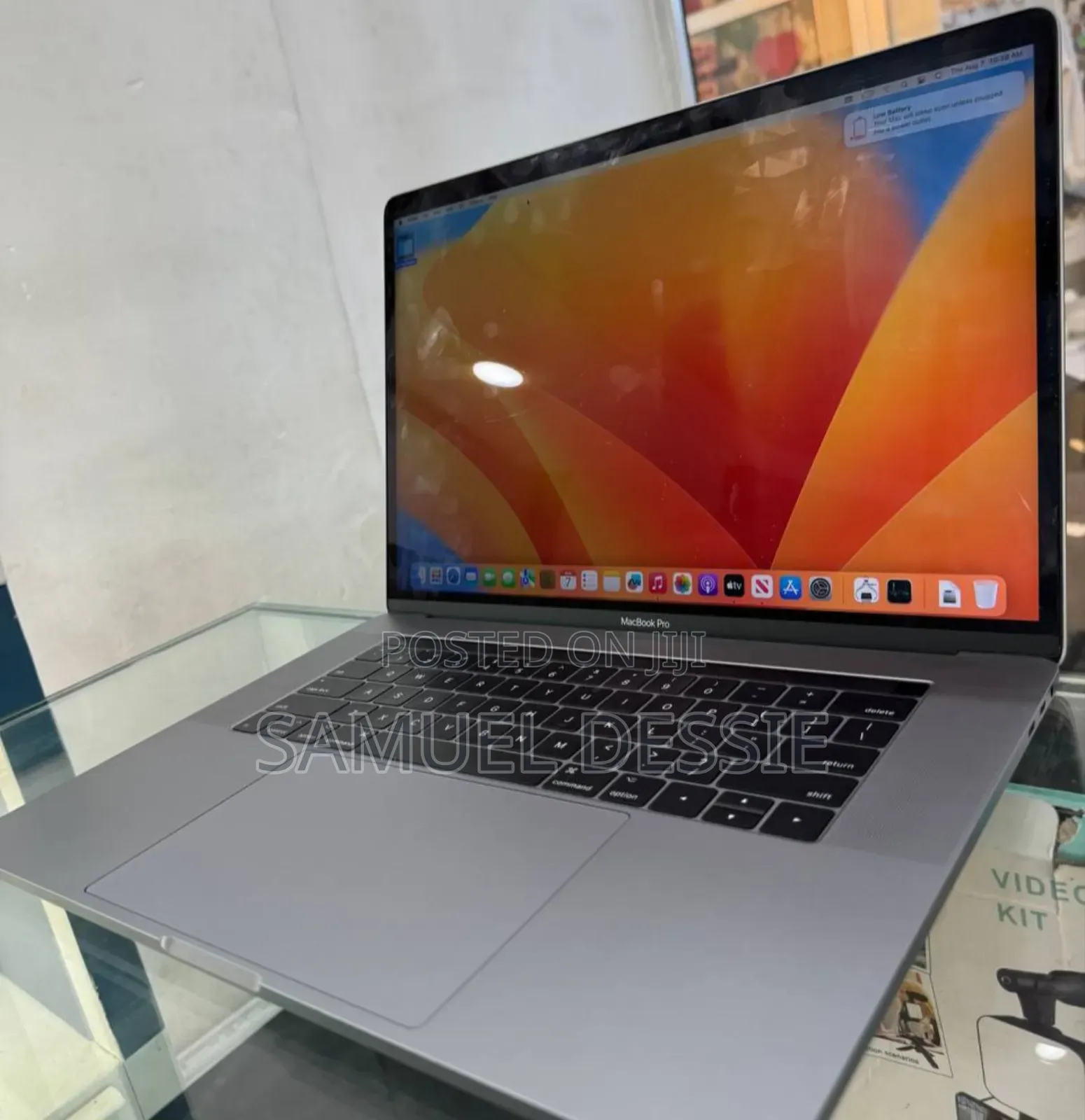 New Laptop Apple MacBook Pro 2017 16GB Intel Core I7 SSD 512GB