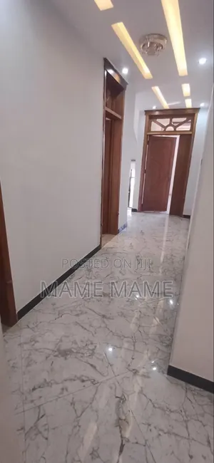 3bdrm Villa in Addis Abeba, Bole for sale