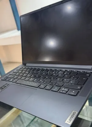 New Laptop Lenovo Yoga 7i 16GB Intel Core I7 SSD 512GB