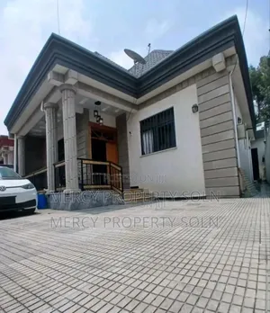 6bdrm House in Bole for sale