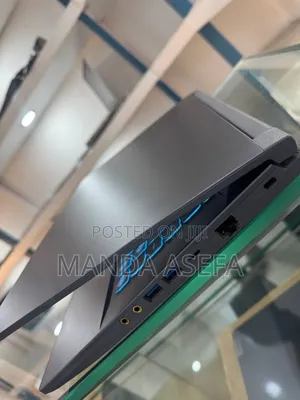 New Laptop MSI 16GB Intel Core I7 SSD 512GB