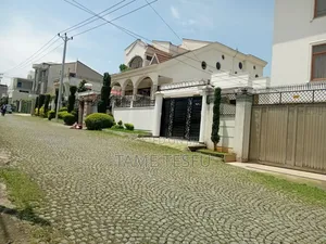 Furnished 4bdrm Villa in Wosene Hill Side, Yeka for sale