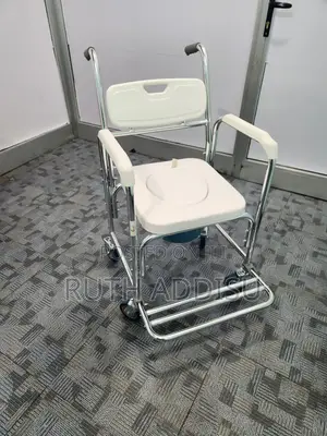 Commode Four Mini Wheelchair腔內commode Wheelchair Medical