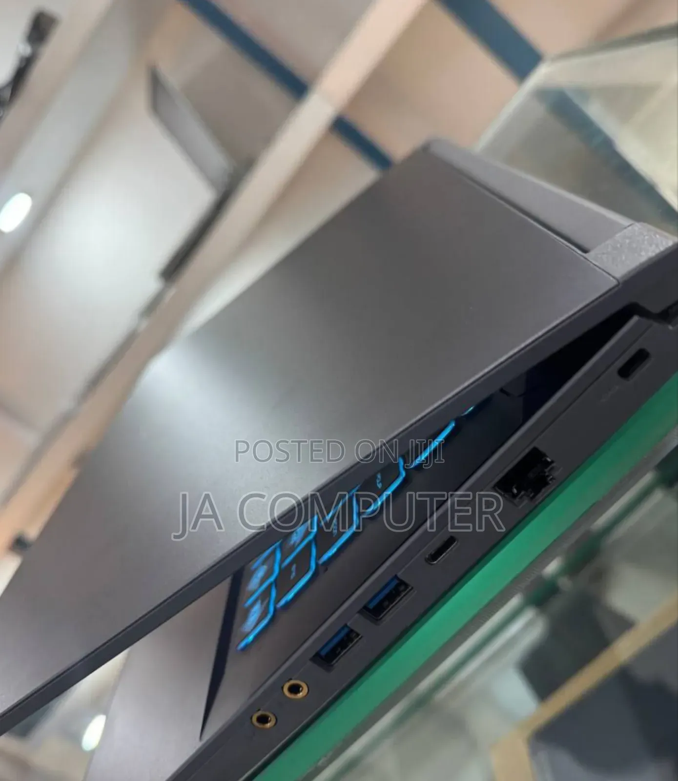 New Laptop MSI GF63 16GB Intel Core I7 SSD 512GB