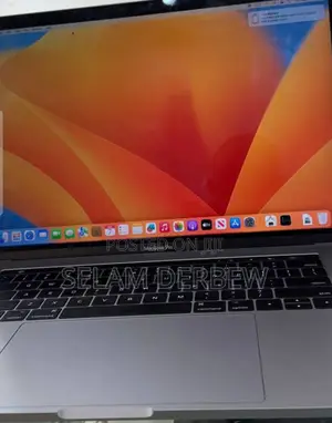 New Laptop Apple MacBook Pro 2017 16GB Intel Core I7 SSD 512GB