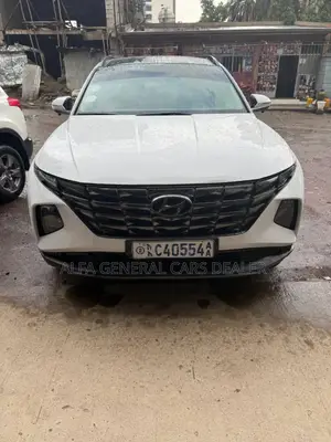 Hyundai Tucson 2022 White