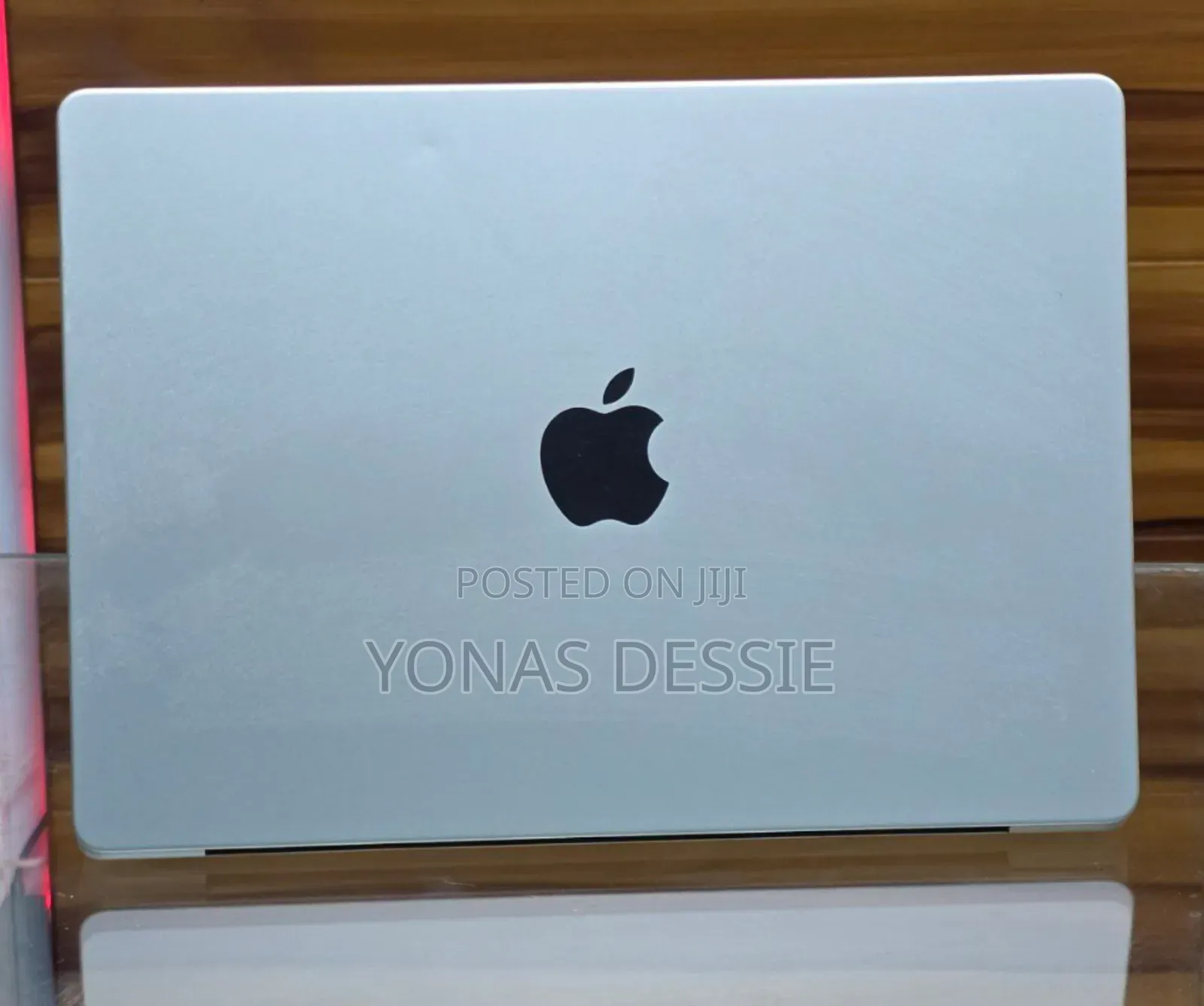 New Laptop Apple MacBook Pro 2023 M3 8GB SSD 512GB