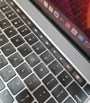 New Laptop Apple MacBook Pro 2019 16GB Intel Core I9 SSD 1T
