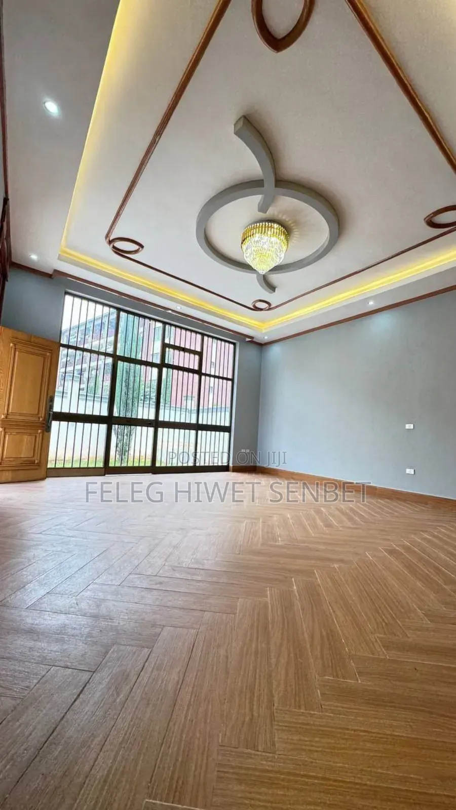 Furnished 5bdrm Villa in Aa, Bole for sale