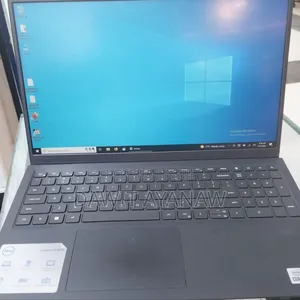 New Laptop Dell 8GB AMD Ryzen 5 SSD 512GB