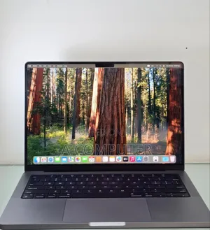 New Laptop Apple MacBook Pro 2024 M3 14-Inch 8GB Apple M3 Pro SSD 512GB