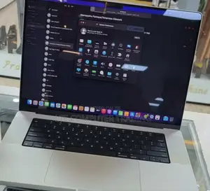 New Laptop Apple MacBook Pro M1 32GB Apple M1 Pro SSD 1T