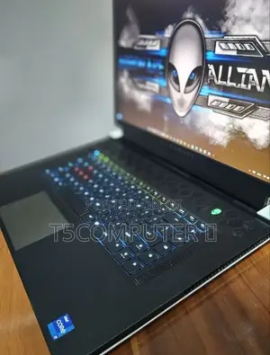 New Laptop Alienware M17x R2 16GB Intel Core I7 SSD 512GB