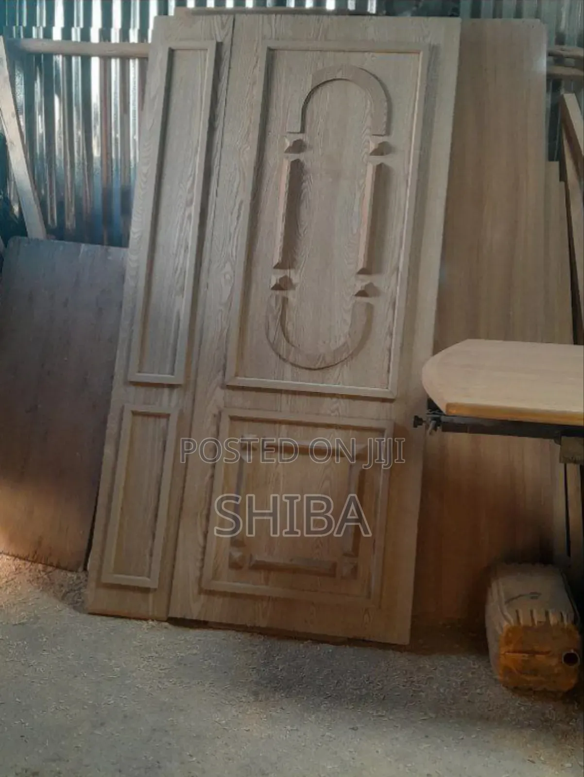 አዲስ በሮች (Doors )