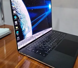 New Laptop Dell XPS 15 32GB Intel Core I7 SSD 512GB