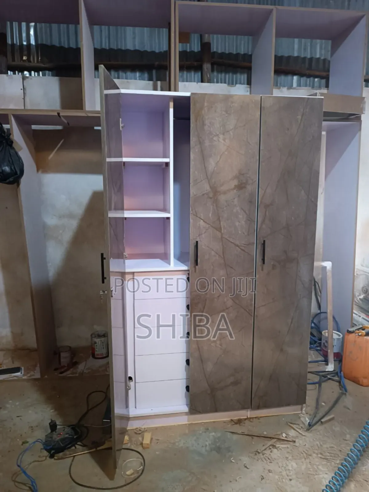 Closets Cabinet