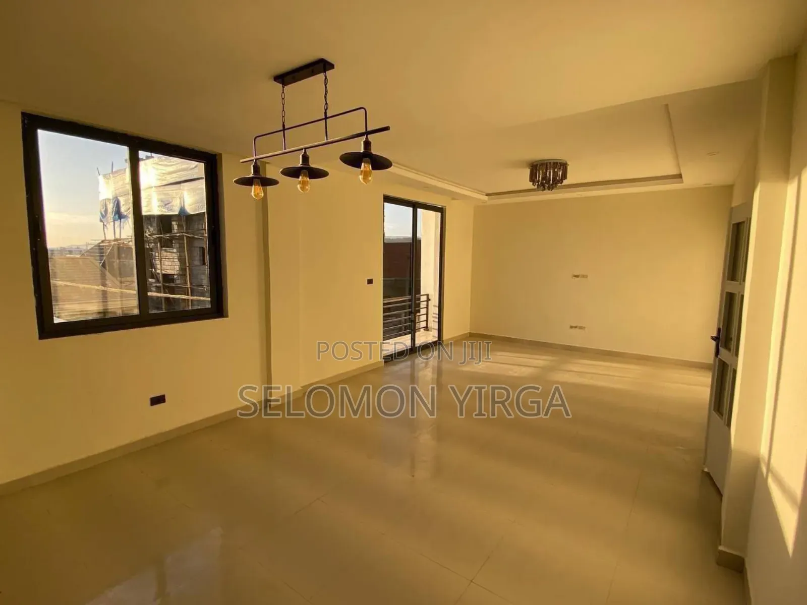 5bdrm House in Adis Ababa, Bole for sale
