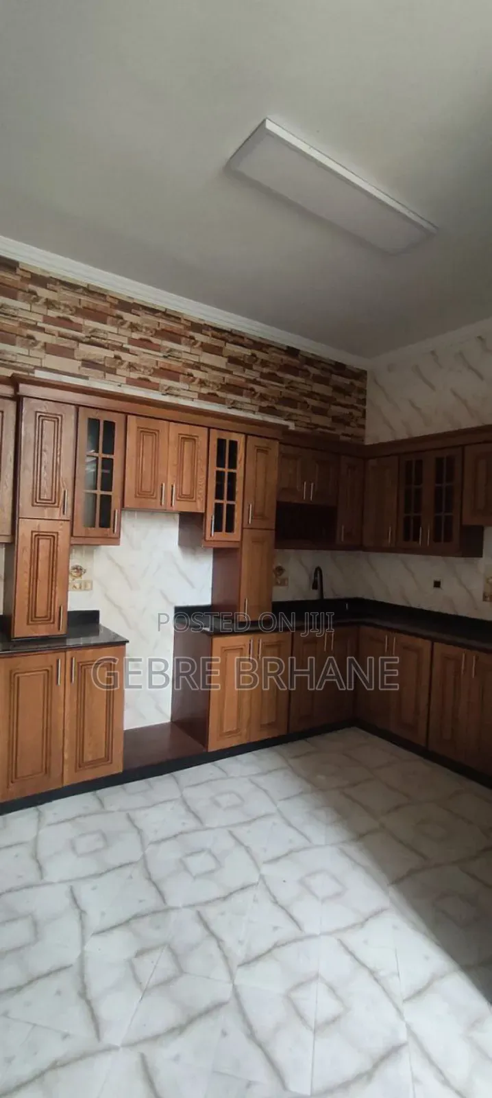 3bdrm Villa in Villa, Yeka for rent