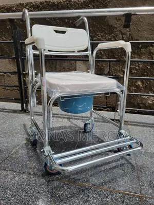 Commode Chair祭狡toilet Chairة妃tube. Can Load 150kg Person