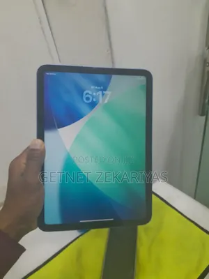 New Apple iPad 10.2 (2020) 64 GB