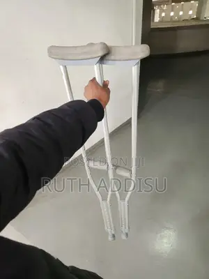 Crutches起火axillary Bilateral Crutches腔內axillary Crutches