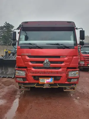 HOWO 2024 Red